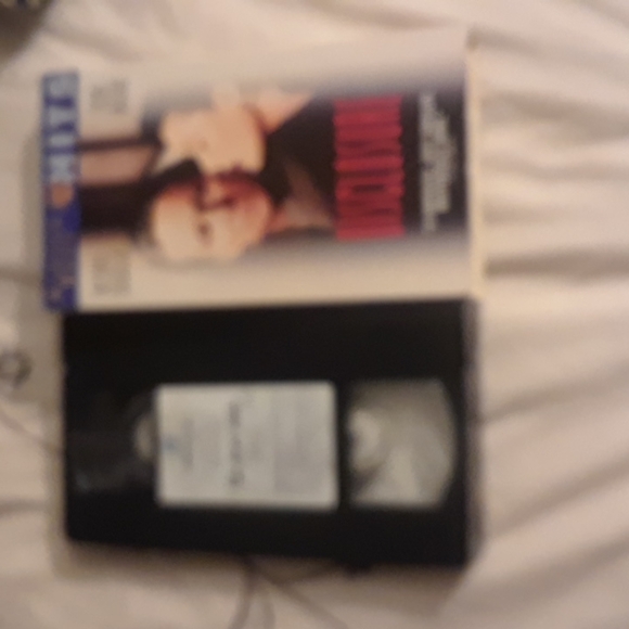 Disclosure Warner bros VHS video tape - Picture 8 of 8